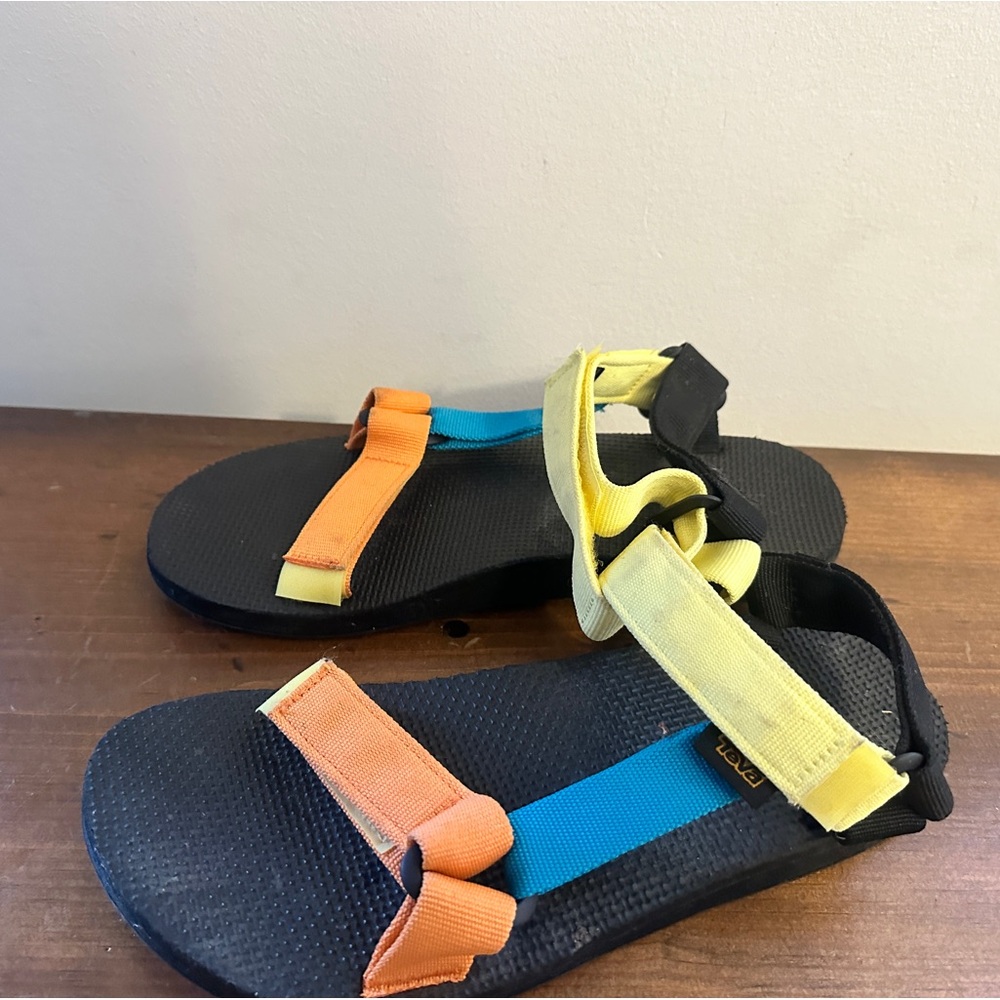 Teva | Men's Original Universal Sandal Size  9 Blue Yellow Orange NEW